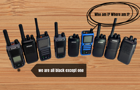 por que a maioria dos walkie-talkies é preta?
